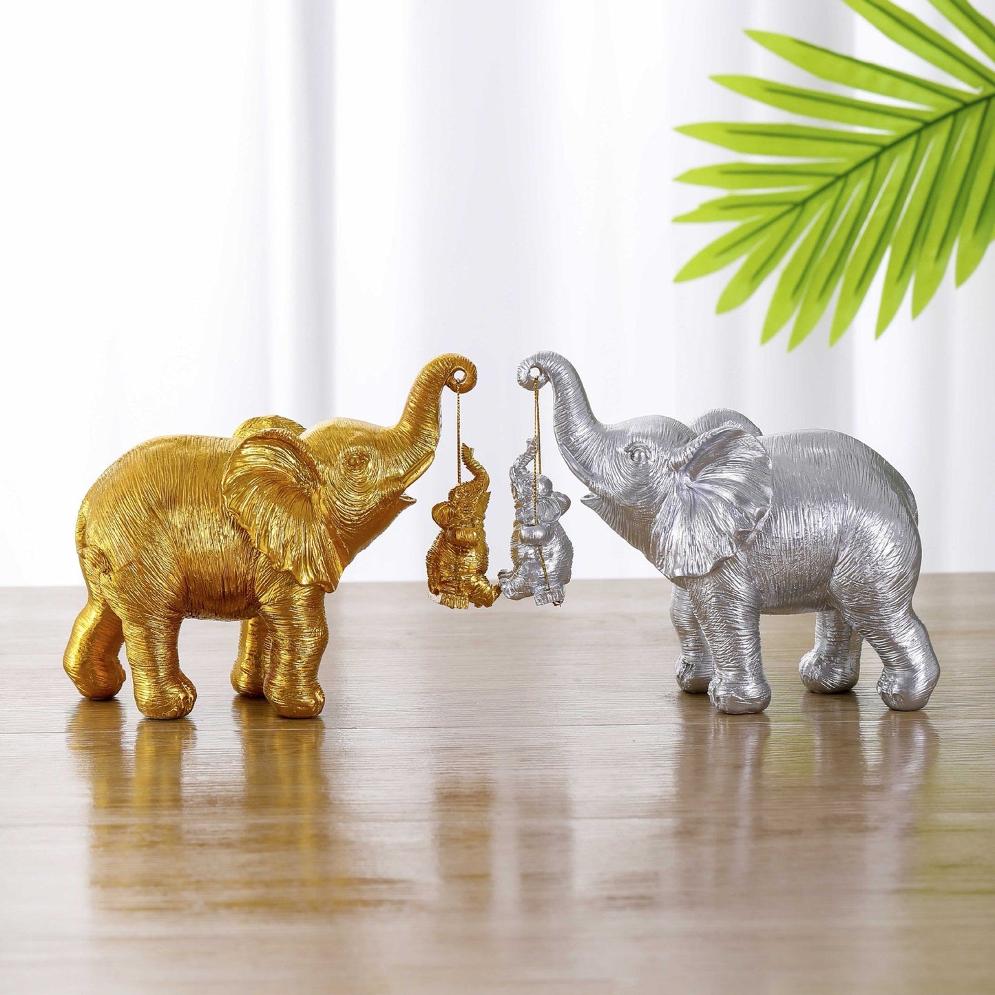 Mother's Day Cartoon Cradle Elephant Resin Ornaments