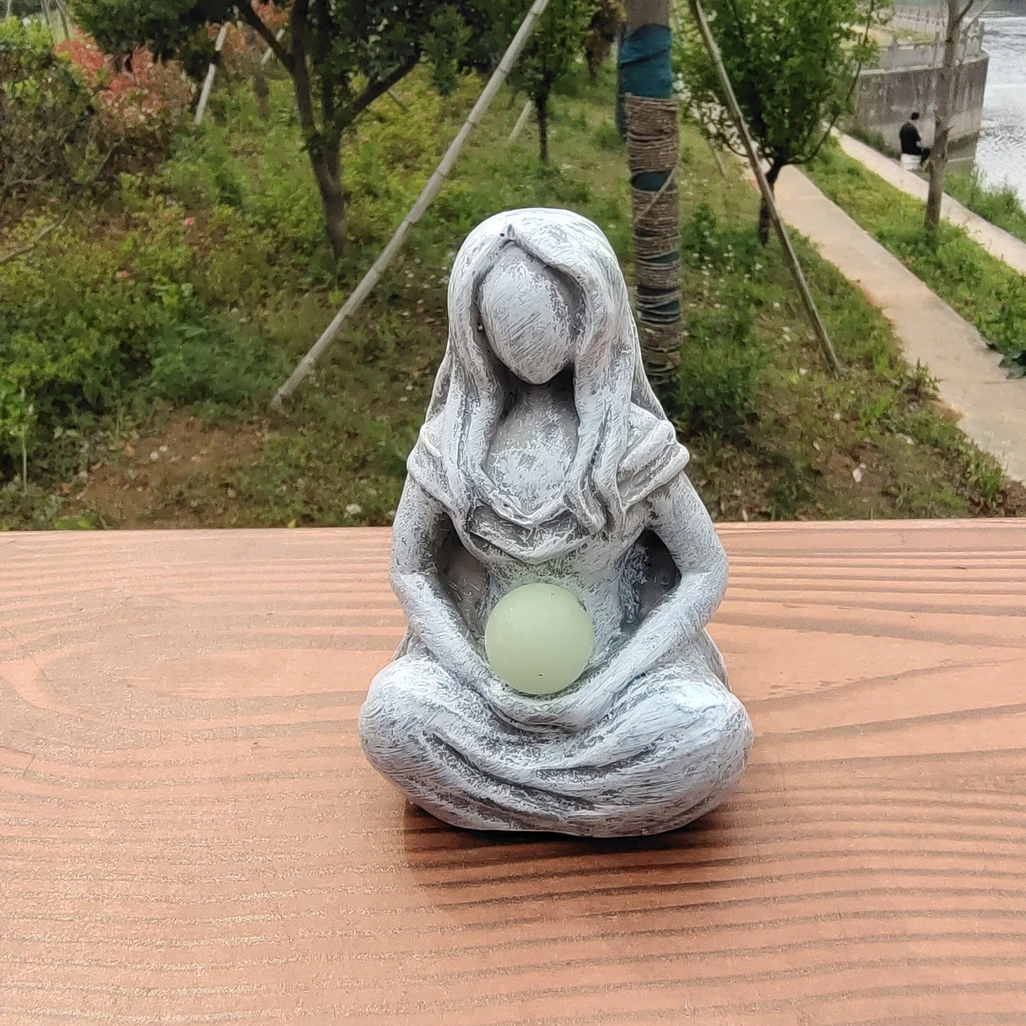 Resin Statue Moon Goddess Mother Earth Ornament