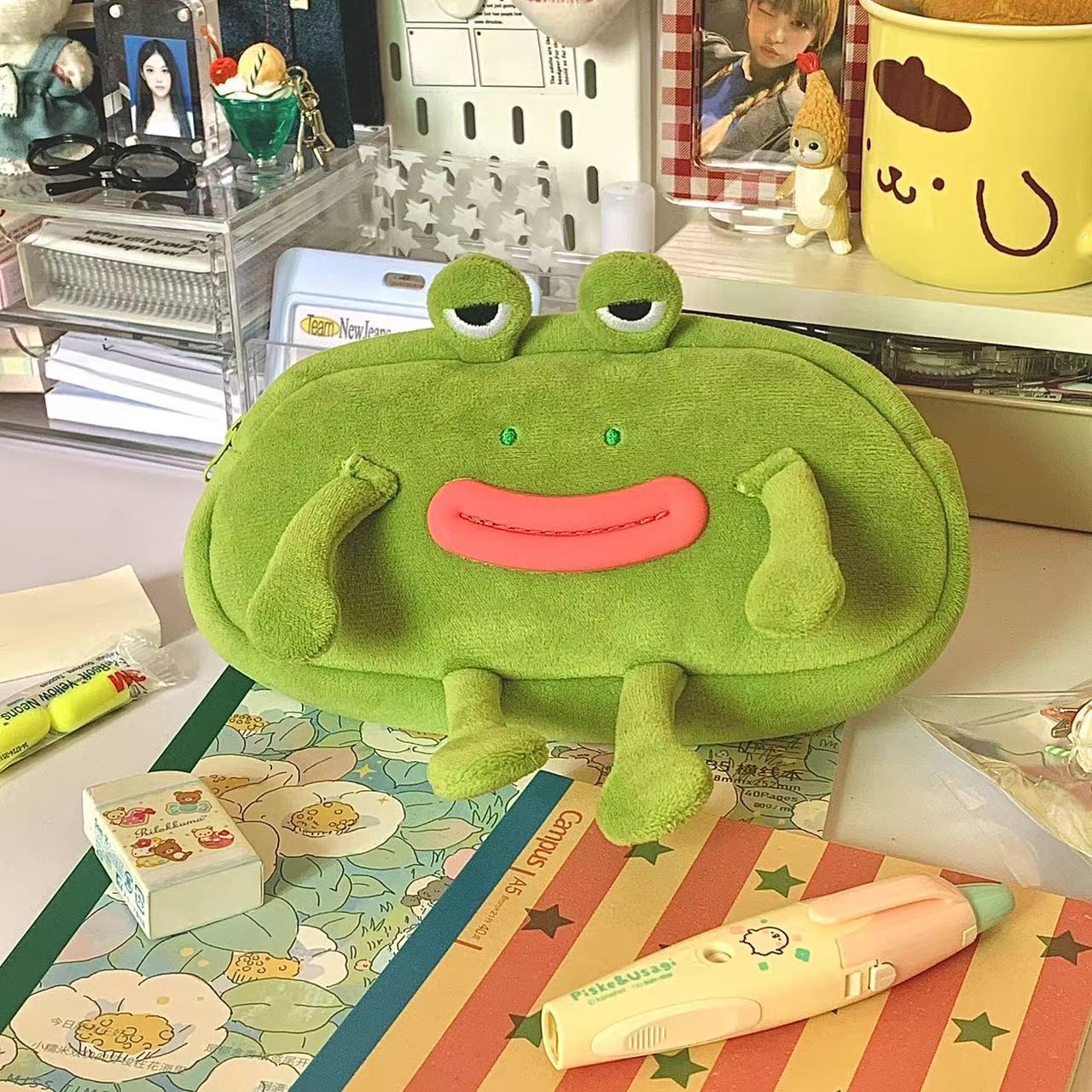 Large Mouth Frog Plush Pen Bags