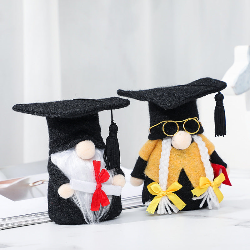 Fabric Graduation Season Faceless Doll Ornament