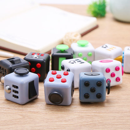 Wholesale Decompression Rubik's Cube Plastic Game Dice