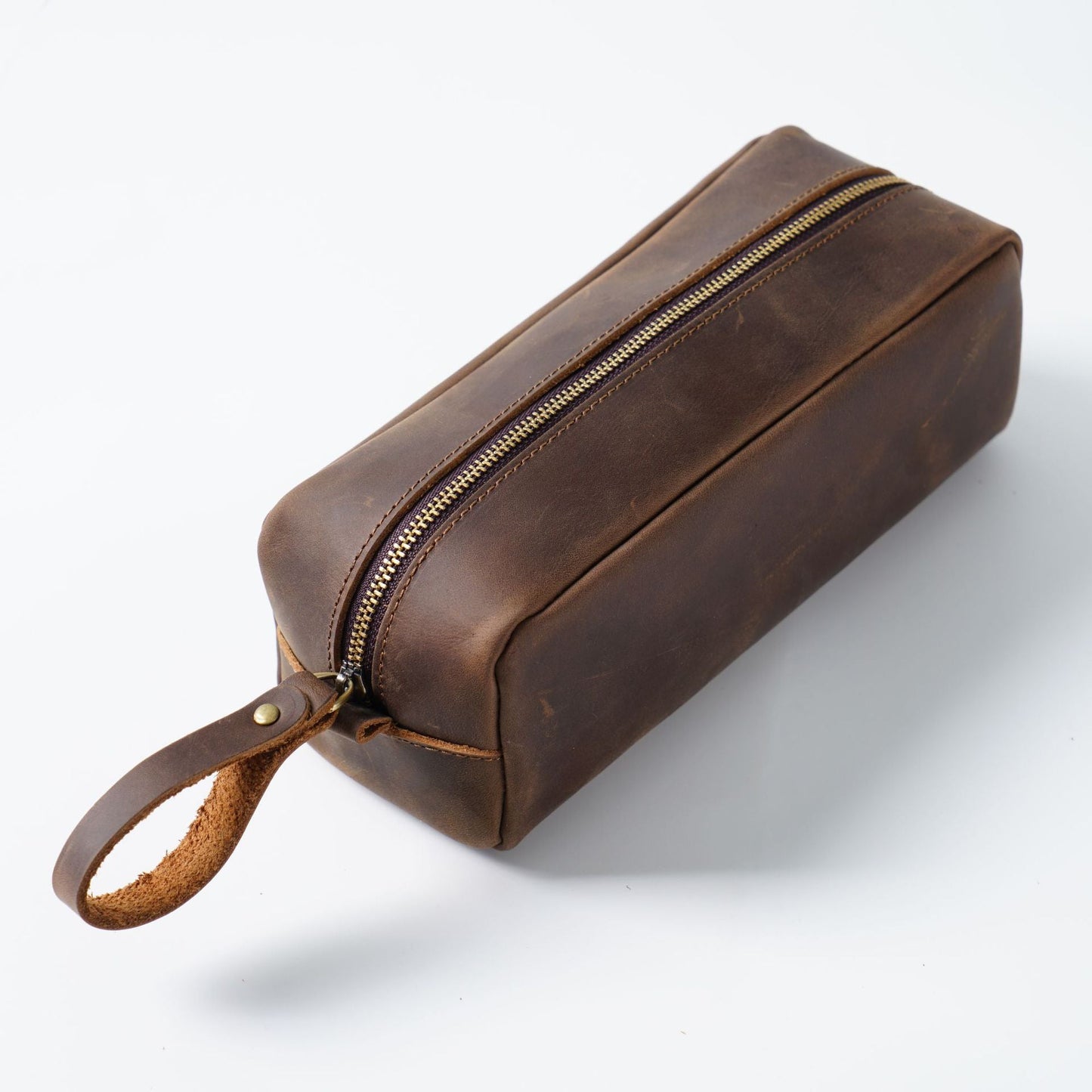 Header Cowhide Square Retro Mad Horse Leather Zipper Pens