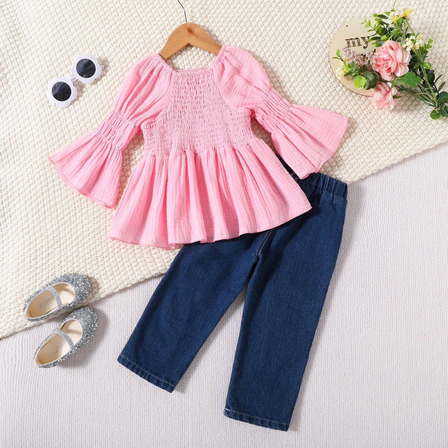 Wholesale of Solid Color Cotton Drawstring Tops and Personalized Jeans Sets