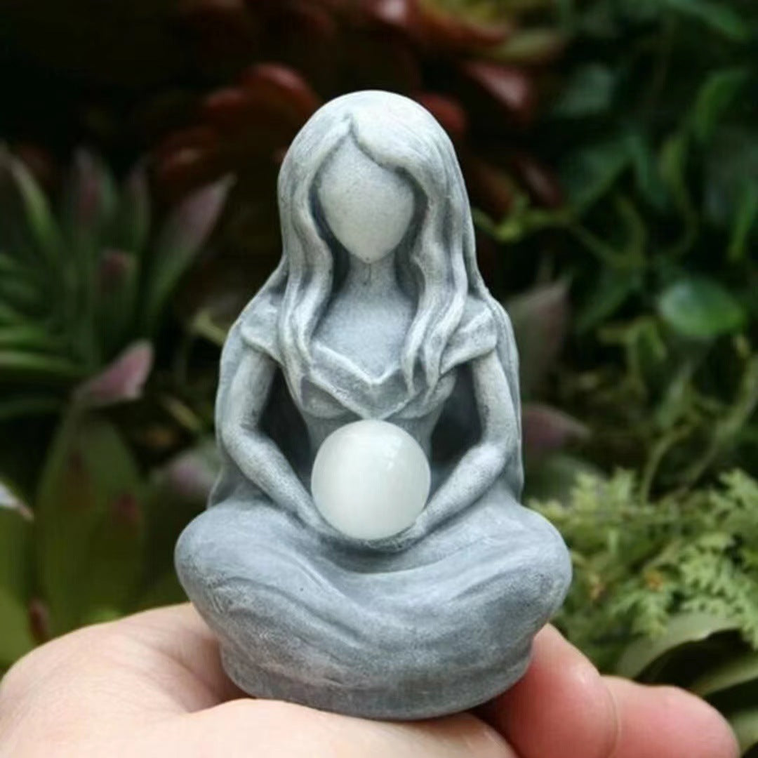 Resin Statue Moon Goddess Mother Earth Ornament