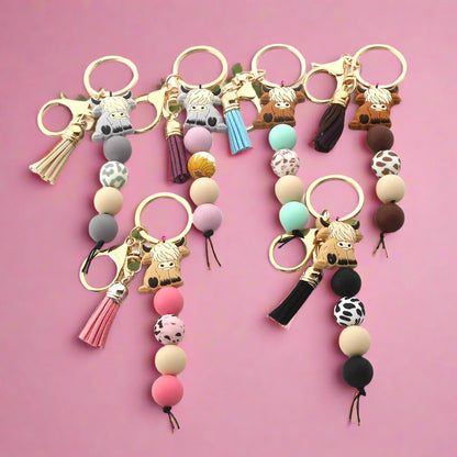 Cartoon West Highland Cow Silicone Beaded Keychain