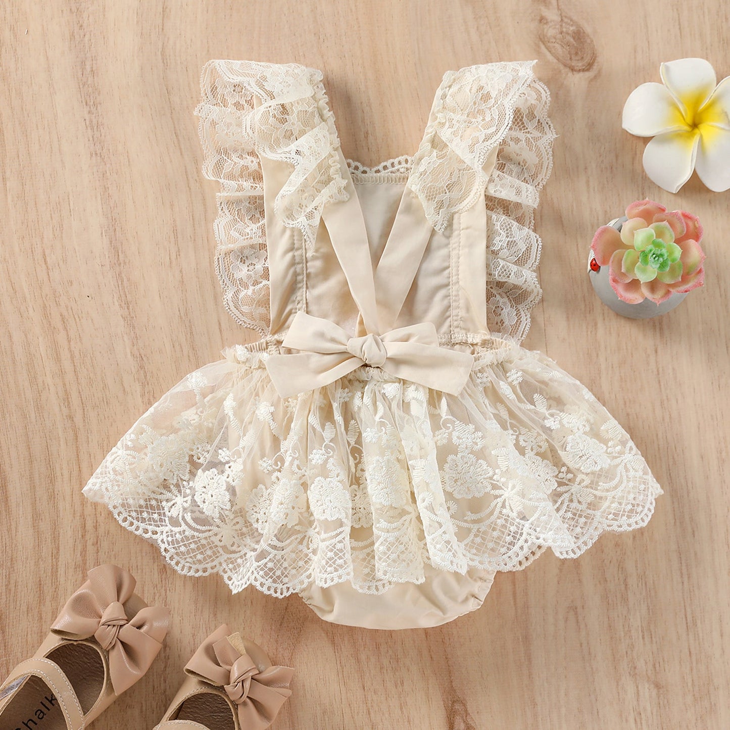 Western Style Lace Flying Sleeve One-Piece Baby Clothes