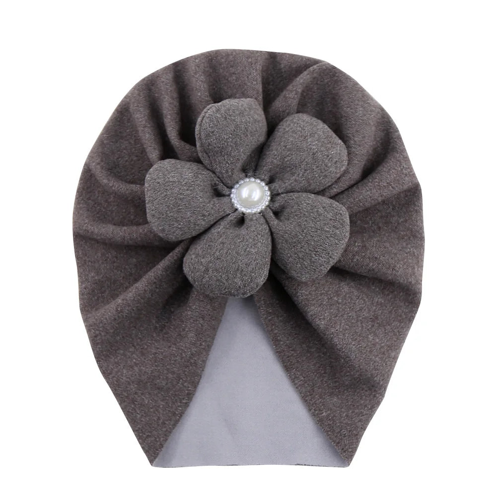 Pearl Turban Baby Hat: Elegant Headwear for Newborns