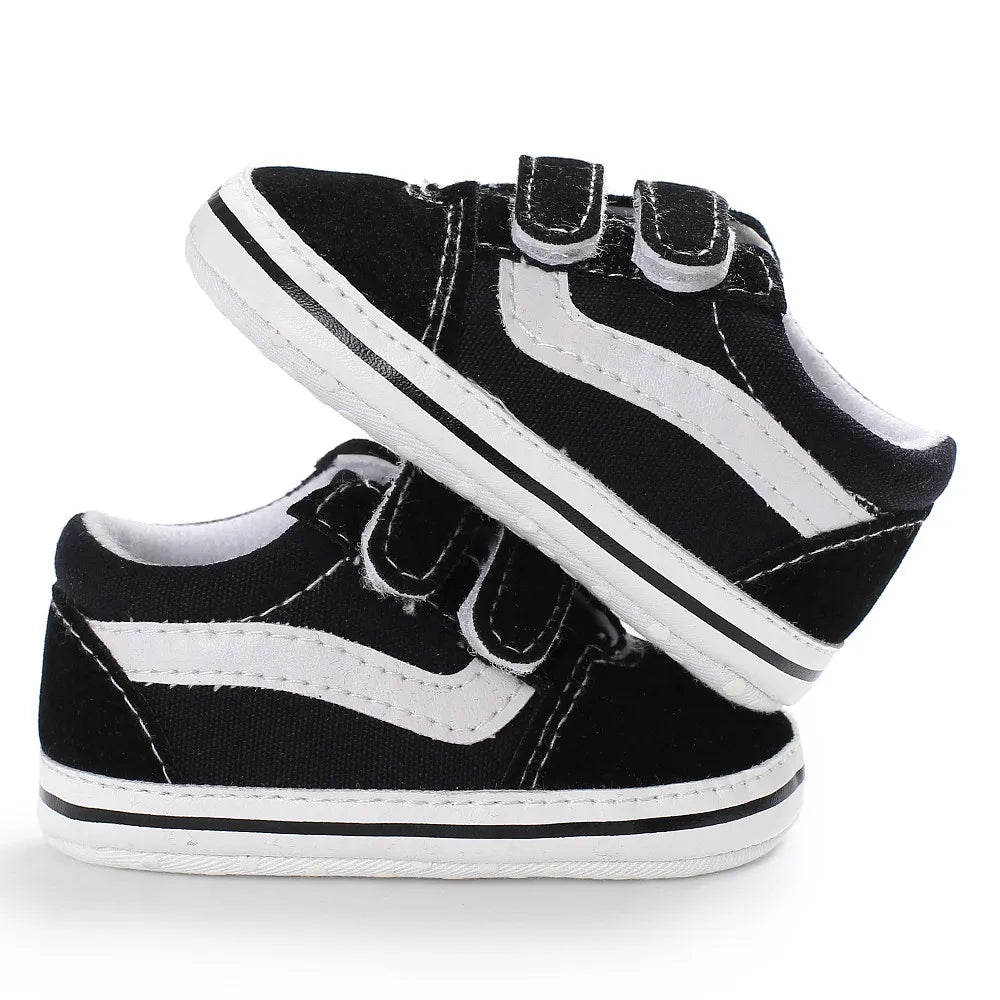 Canvas Sneakers: Stylish First Walkers for Newborns