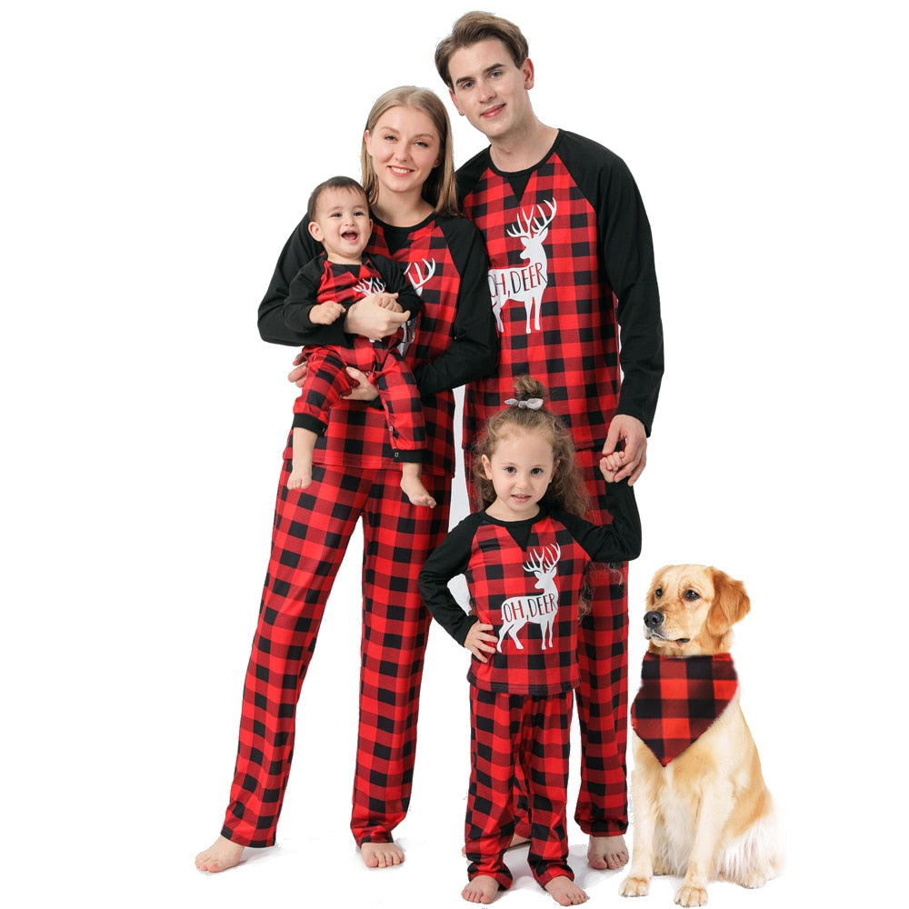 Family-Friendly Plaid Pajamas With Reindeer Shape