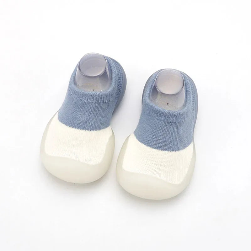 Baby's First Walking Shoes: Comfortable Knit Boots