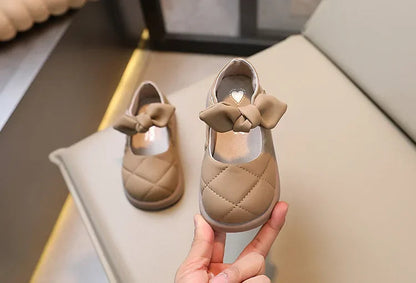Girls' Bow Leather Shoes: Soft Spring/Autumn Style