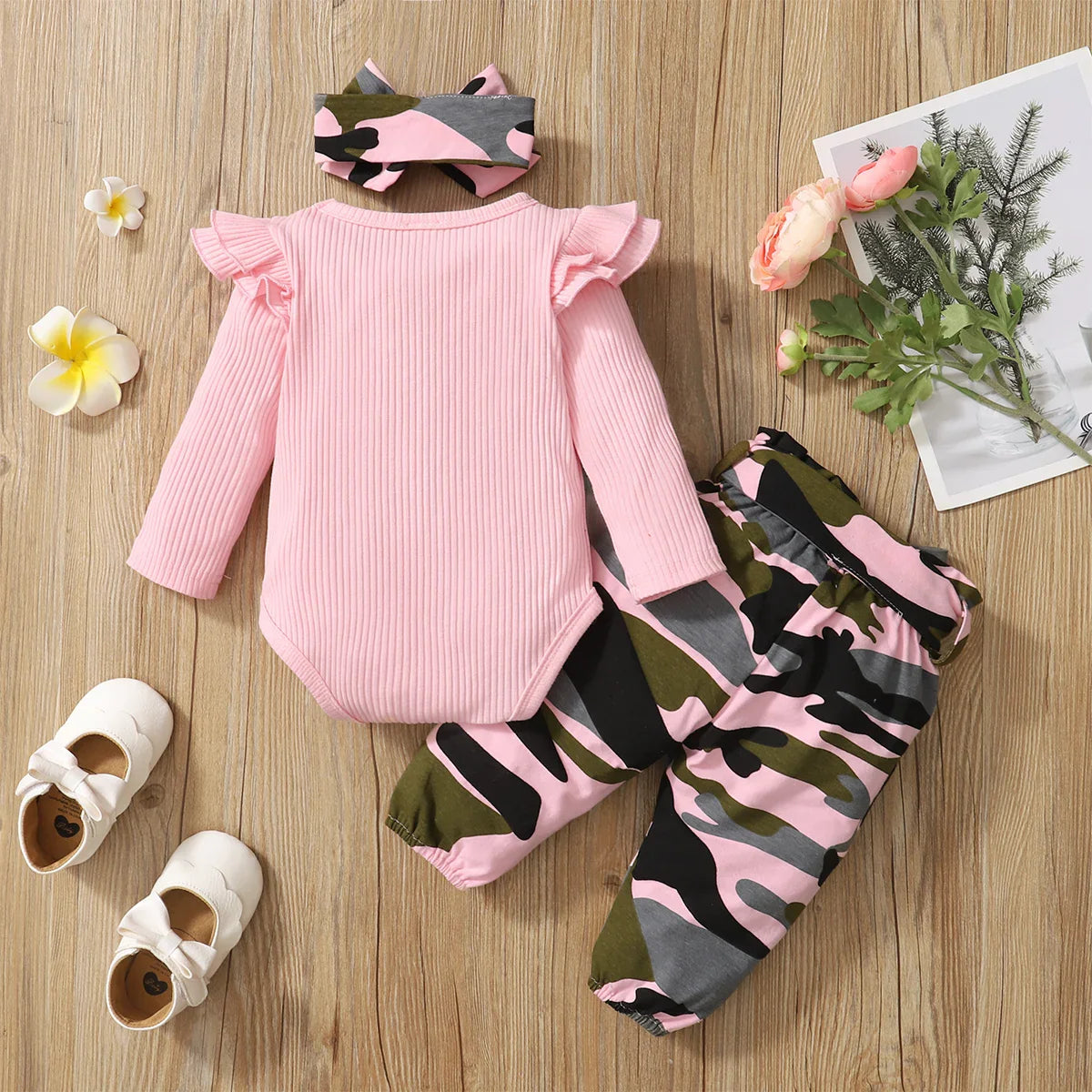 Newborn Baby Girl 3-Piece Clothing Set