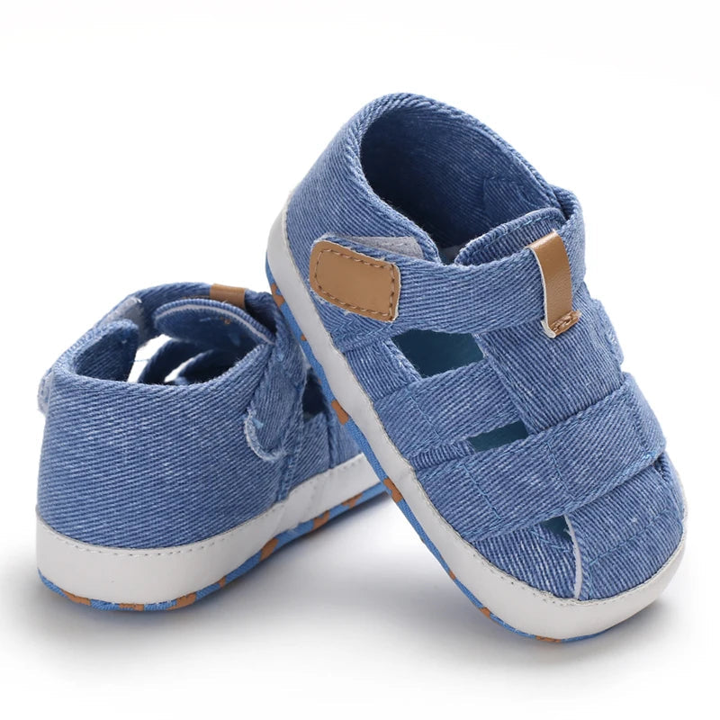 Fashionable Canvas Baby Shoes: Stylish First Walking Shoes