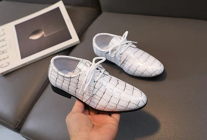 Boys' Leather Flats: Casual Shoes for Toddlers