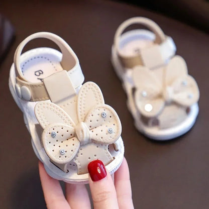 Cute and Comfy Sandals for Infant Girls