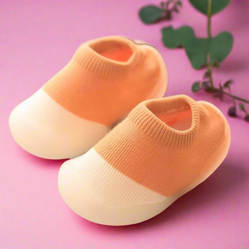 Baby's First Walking Shoes: Comfortable Knit Boots