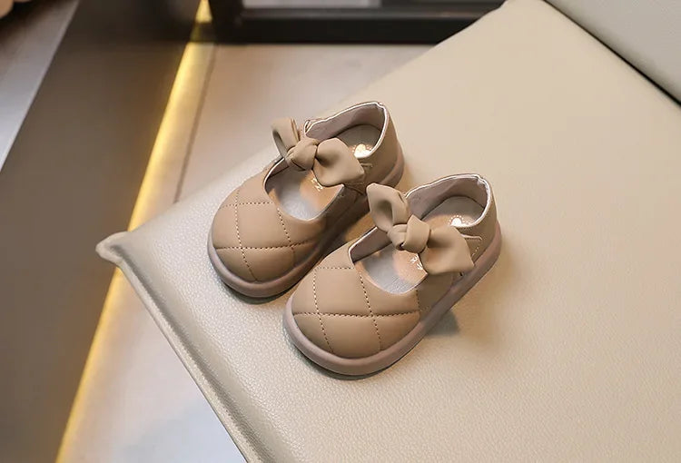 Girls' Bow Leather Shoes: Soft Spring/Autumn Style
