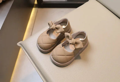 Girls' Bow Leather Shoes: Soft Spring/Autumn Style
