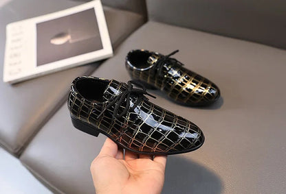 Boys' Leather Flats: Casual Shoes for Toddlers