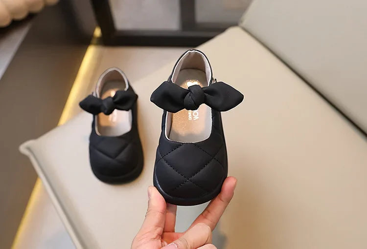 Girls' Bow Leather Shoes: Soft Spring/Autumn Style