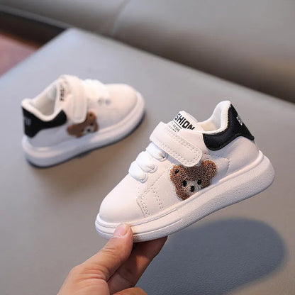 Bear-Decorated Sneakers: Fashionable Flats for Toddlers (1-6 years old)