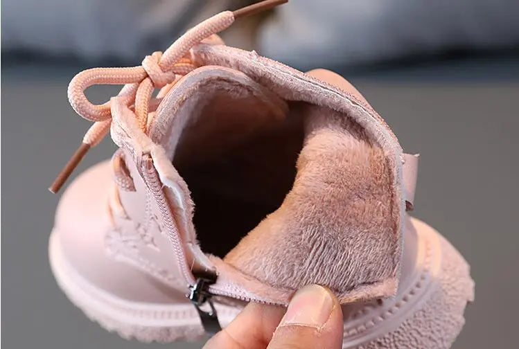 Autumn/Winter Plush Kids Boots: Fashionable & Warm