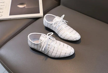 Boys' Leather Flats: Casual Shoes for Toddlers