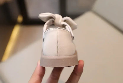 Girls' Bow Leather Shoes: Soft Spring/Autumn Style