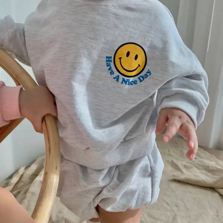Smiley Face Print Cotton Sweatershirt + PP Short Pants Set: Toddler Sports Outfit