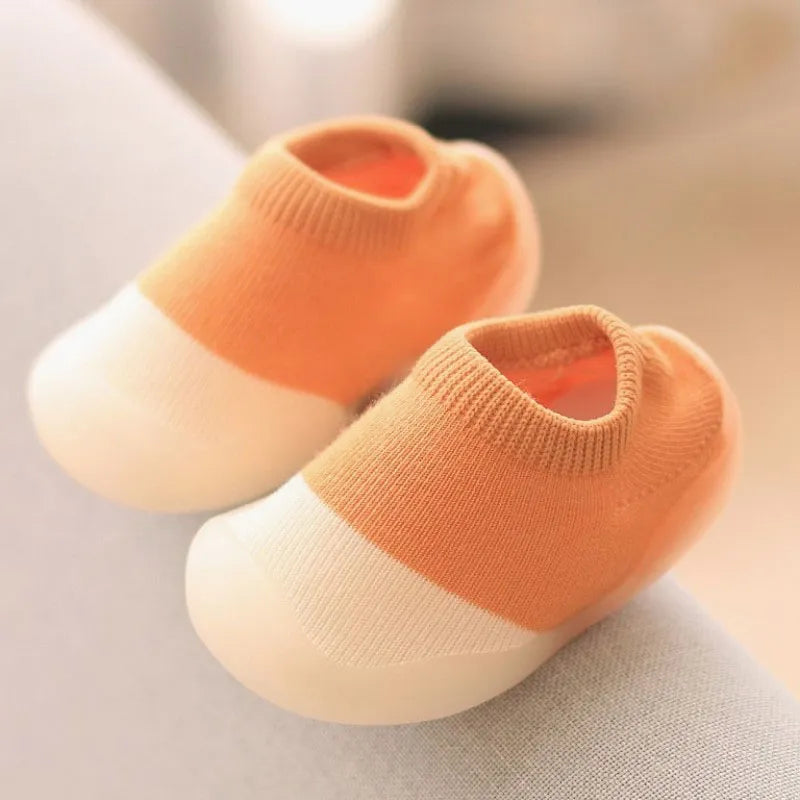 Baby's First Walking Shoes: Comfortable Knit Boots