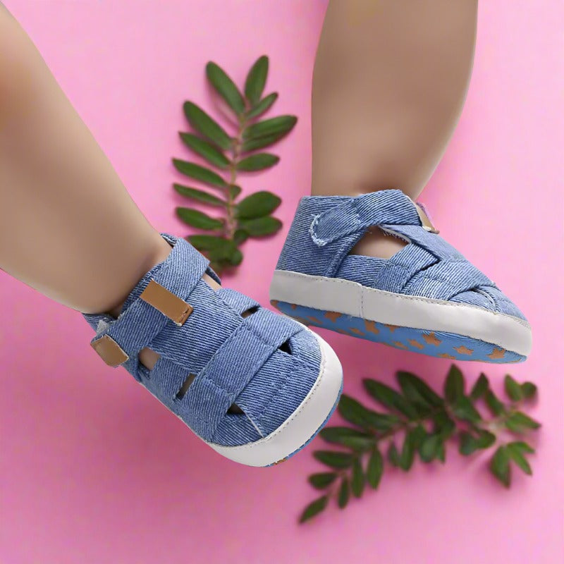 Fashionable Canvas Baby Shoes: Stylish First Walking Shoes