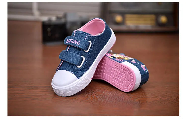 Canvas Sneakers: Non-slip and Breathable Casual Shoes for Kids