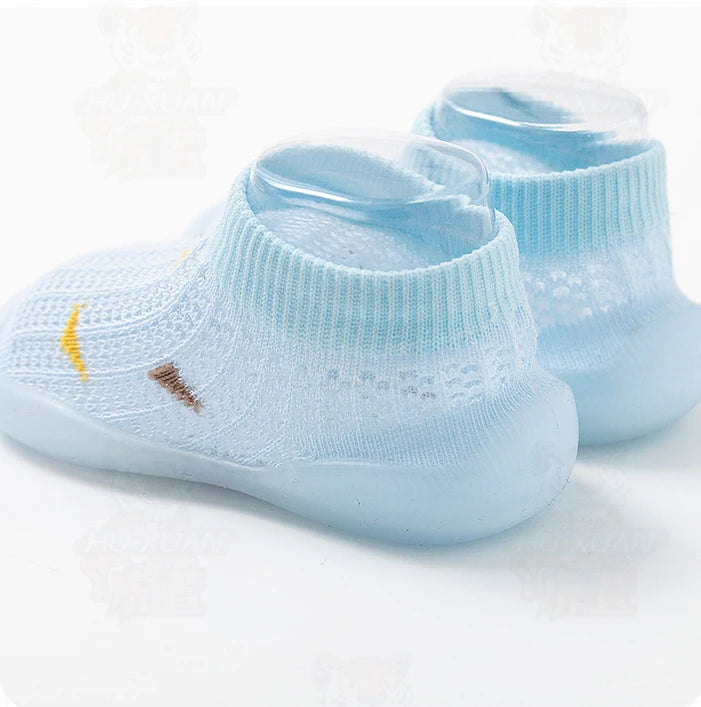 Toddler Walking Shoes: Non-Slip Soft Sole Shoes