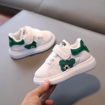 Bear-Decorated Sneakers: Fashionable Flats for Toddlers (1-6 years old)