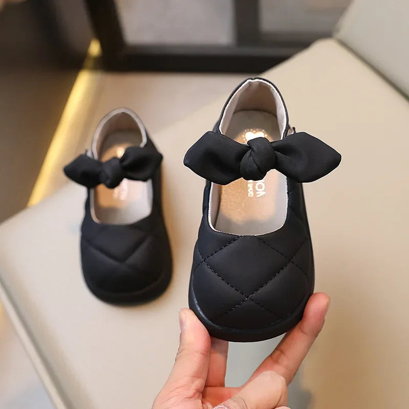 Girls' Bow Leather Shoes: Soft Spring/Autumn Style