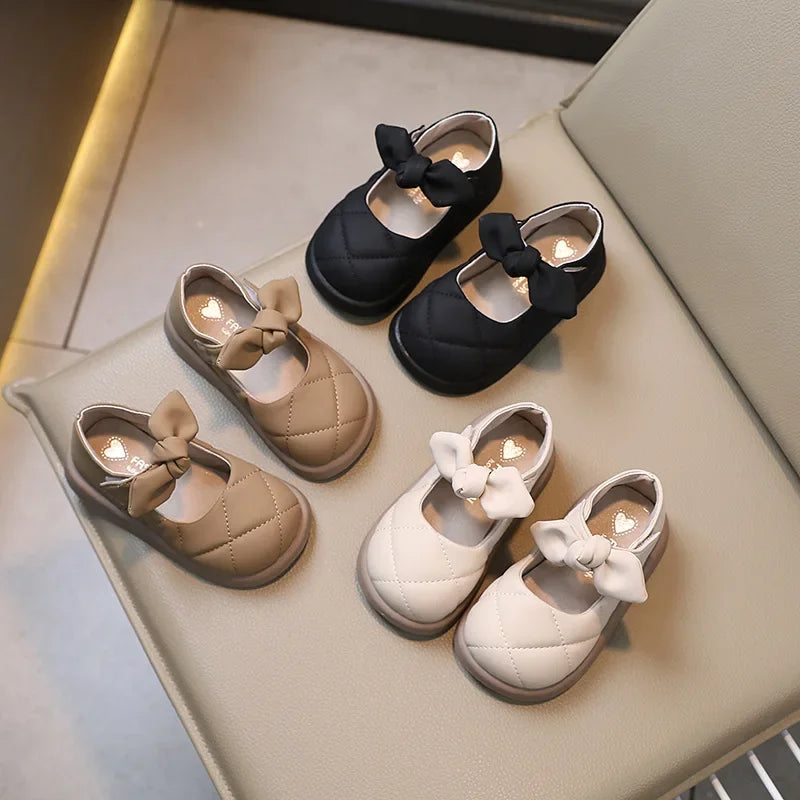Girls' Bow Leather Shoes: Soft Spring/Autumn Style