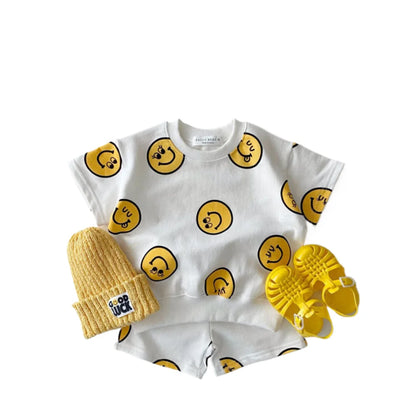 Smile T-shirt & Shorts Set: Summer/Spring Kids