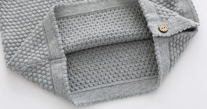 Knitted Pajama Set for Baby - Cozy cotton clothes set