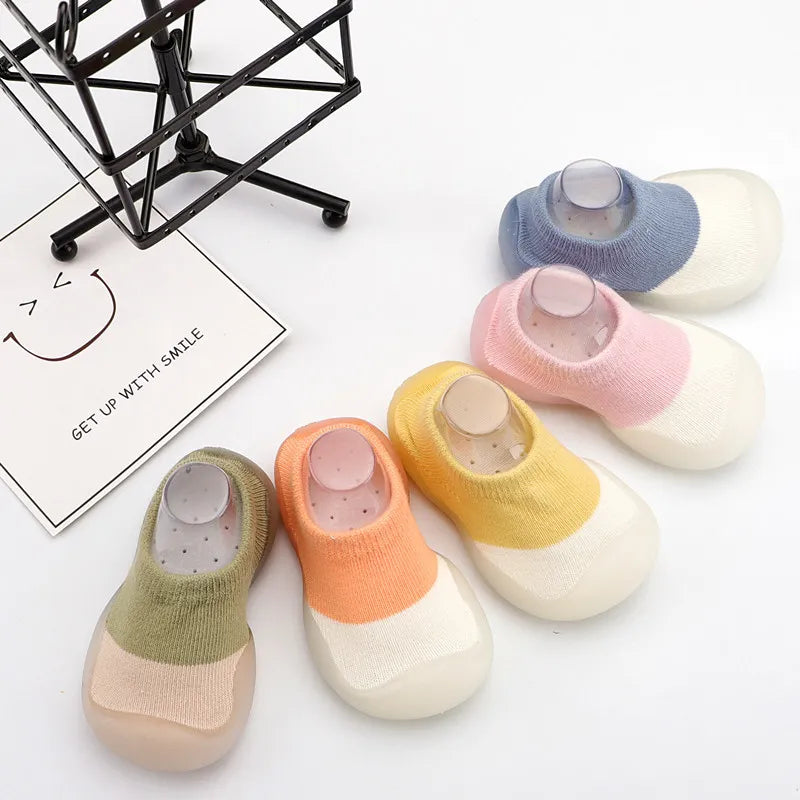 Baby's First Walking Shoes: Comfortable Knit Boots
