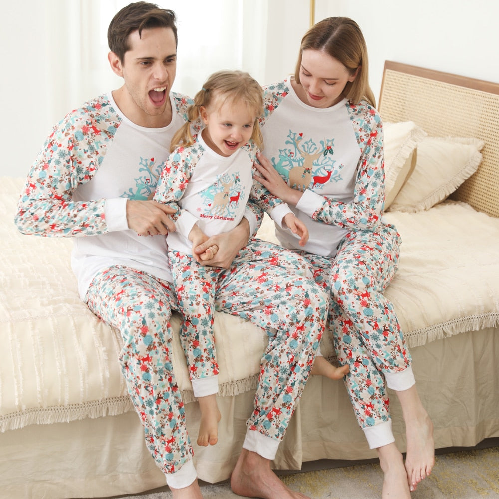 Long Sleeve Pajamas - Christmas Style for Family
