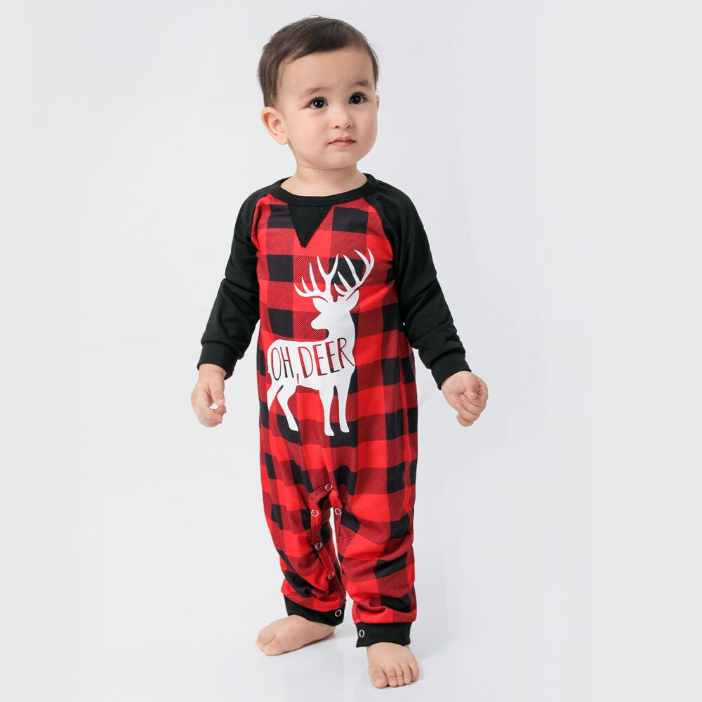Family-Friendly Plaid Pajamas With Reindeer Shape