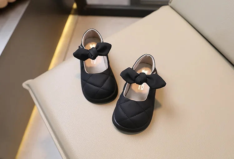 Girls' Bow Leather Shoes: Soft Spring/Autumn Style