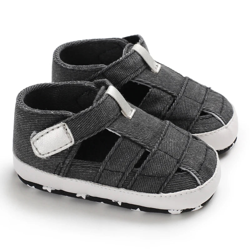 Fashionable Canvas Baby Shoes: Stylish First Walking Shoes