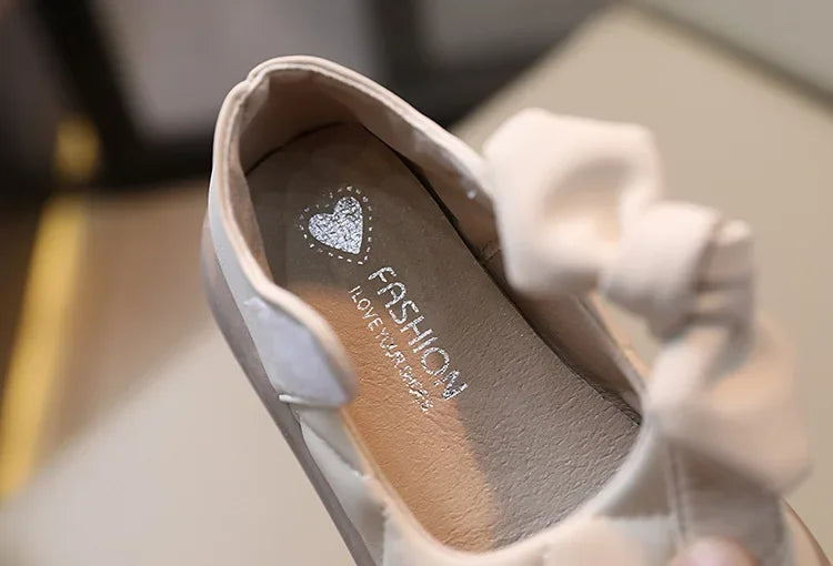 Girls' Bow Leather Shoes: Soft Spring/Autumn Style