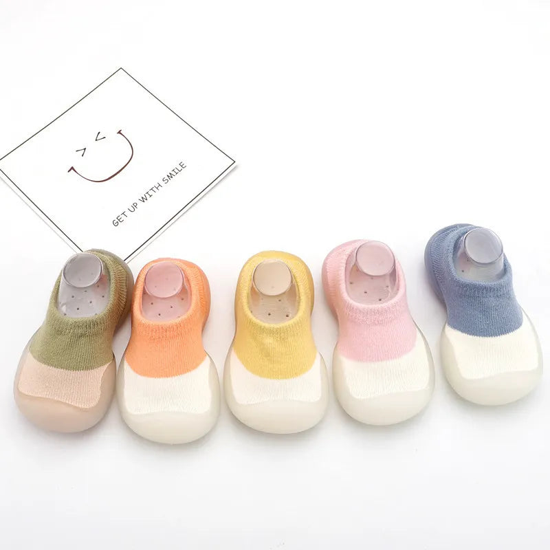 Baby's First Walking Shoes: Comfortable Knit Boots