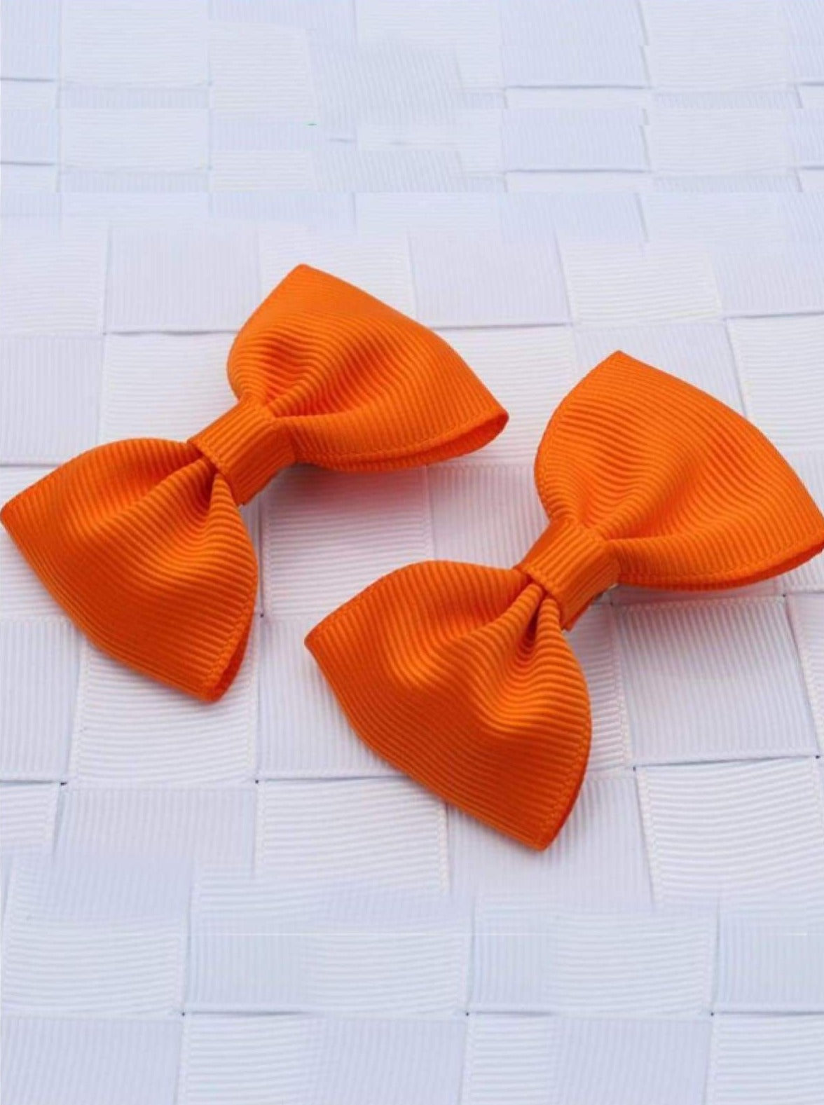 Girls Mini Bow Tie Hair Clips ( Multiple Color Options)