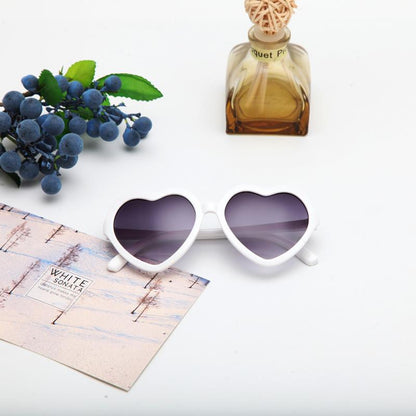 Children's Cute Heart-shaped Anti Ultraviolet Sunglasses