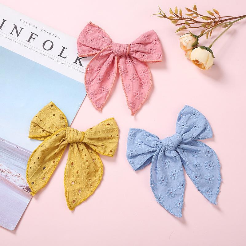Children's Hollow Embroidered Hairpin
