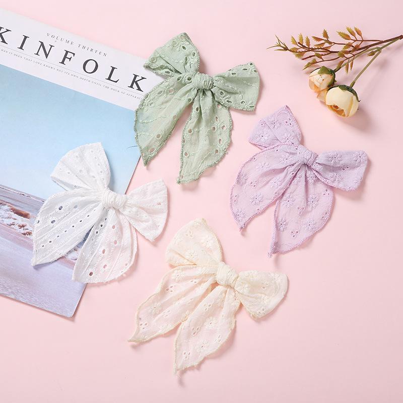 Children's Hollow Embroidered Hairpin