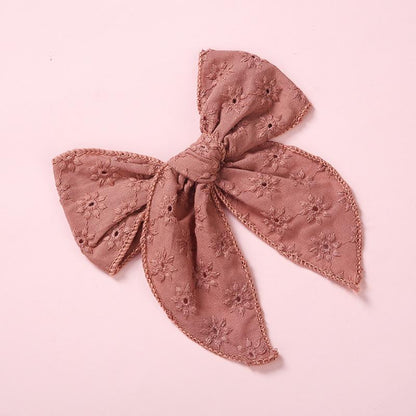 Children's Hollow Embroidered Hairpin